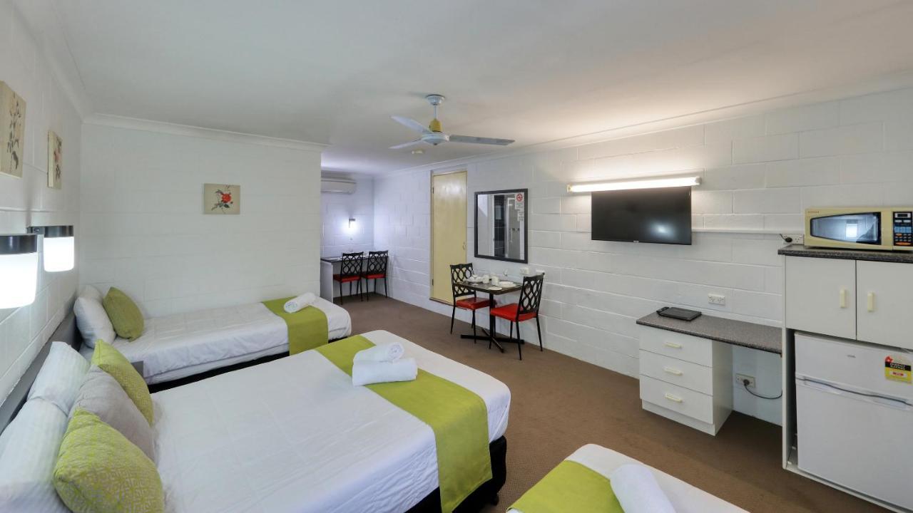 קונאבאראבן Azalea Motel מראה חיצוני תמונה